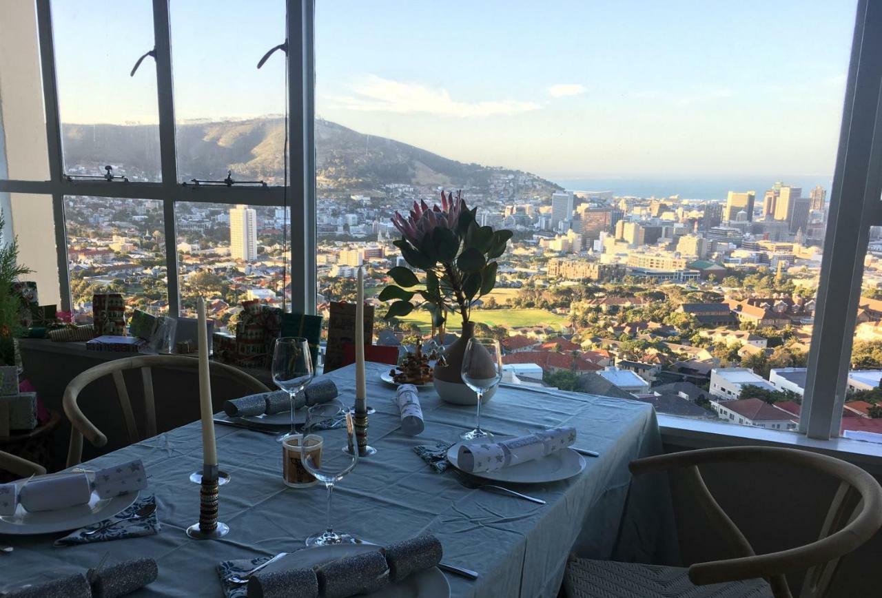 Breathtaking Views, Brand New Renovated Apartment Kapstaden Exteriör bild