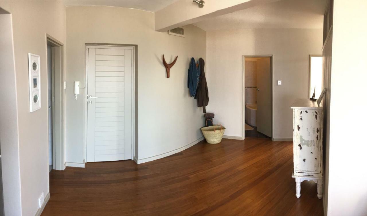 Breathtaking Views, Brand New Renovated Apartment Kapstaden Exteriör bild