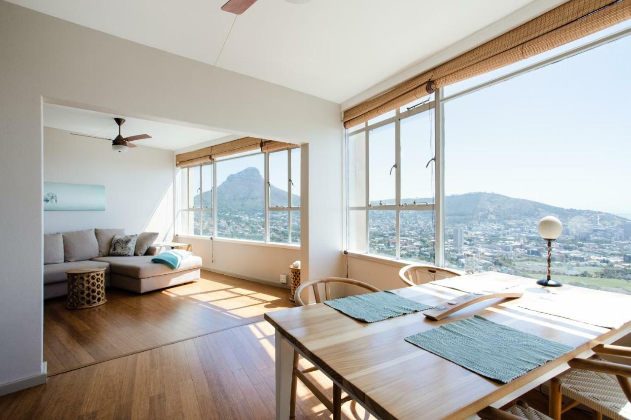 Breathtaking Views, Brand New Renovated Apartment Kapstaden Exteriör bild