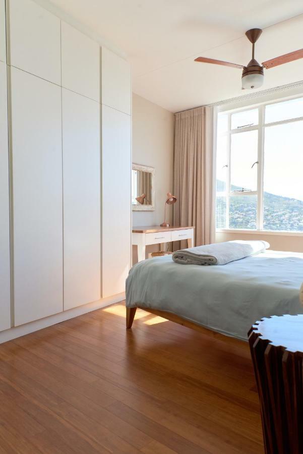 Breathtaking Views, Brand New Renovated Apartment Kapstaden Exteriör bild