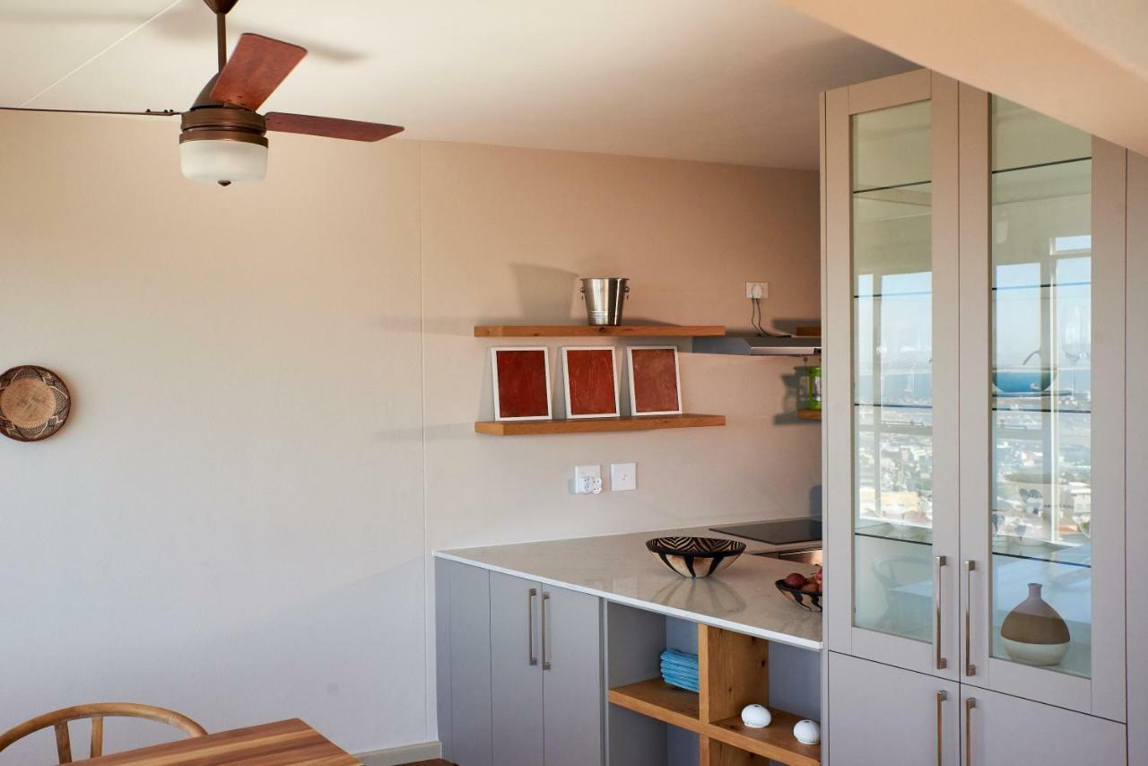 Breathtaking Views, Brand New Renovated Apartment Kapstaden Exteriör bild